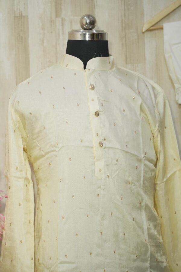 Ivory Silk Kurta with Handcrafted Village Scene Embroidery