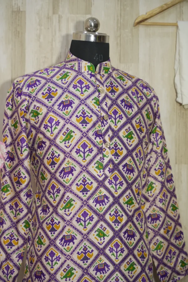 Elegant Multicolor Patola Print Silk Blend Kurta
