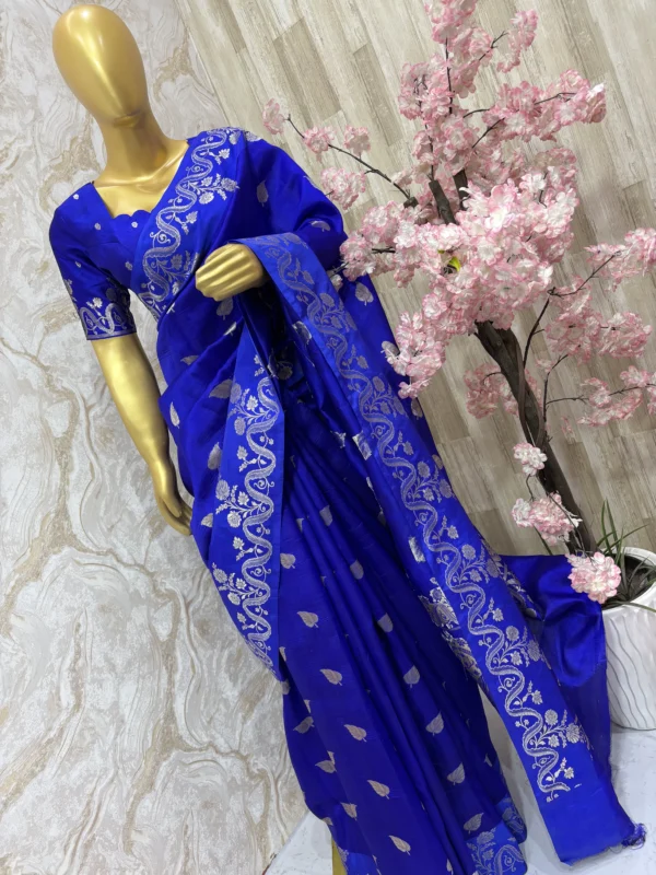 Pure raw mango saree with stitched blouse