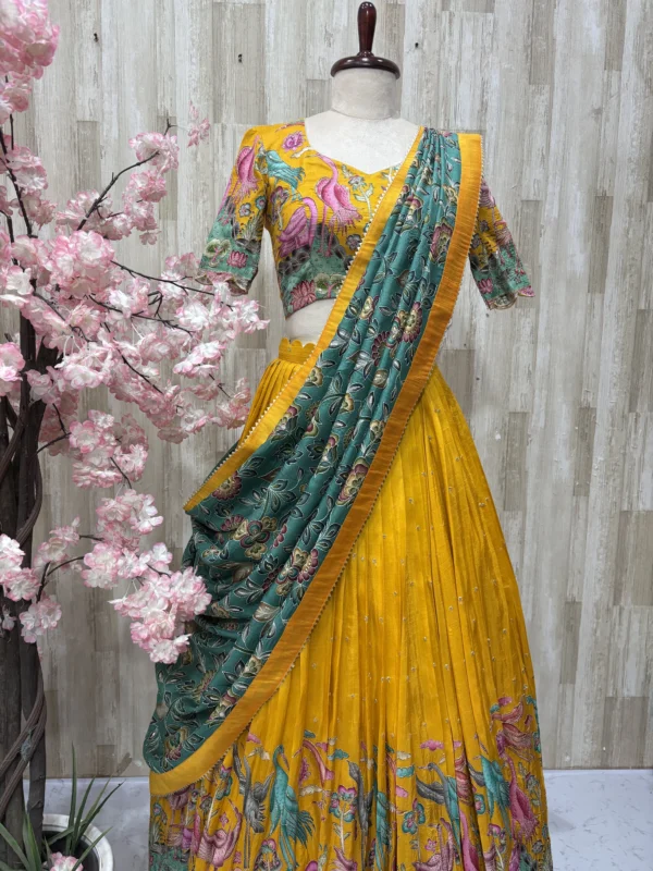 Kalamkari lehenga & blouse paired with beautiful kalamkari dupatta