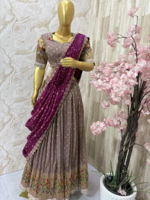Regal zari tissue lehenga with maggam embroidery & bandhani dupatta