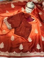 Dual shade pure crepe saree having all over bootis with silver weaving