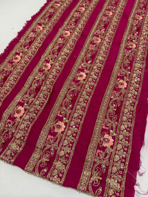 Heavy maggam work border