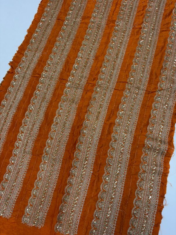 Heavy maggam work border