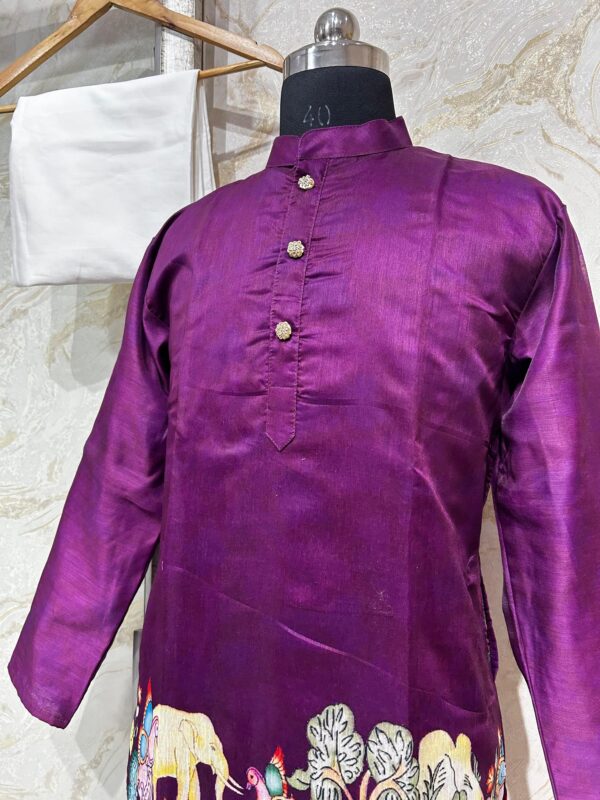 Chenderi men's kurta with kalamkari print paired with pijama