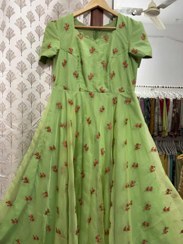 Exclusive summer wear frock