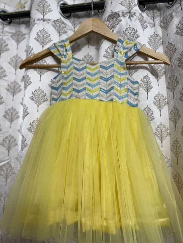 Beautiful frock for kid’s for the age 6 months to 1 year