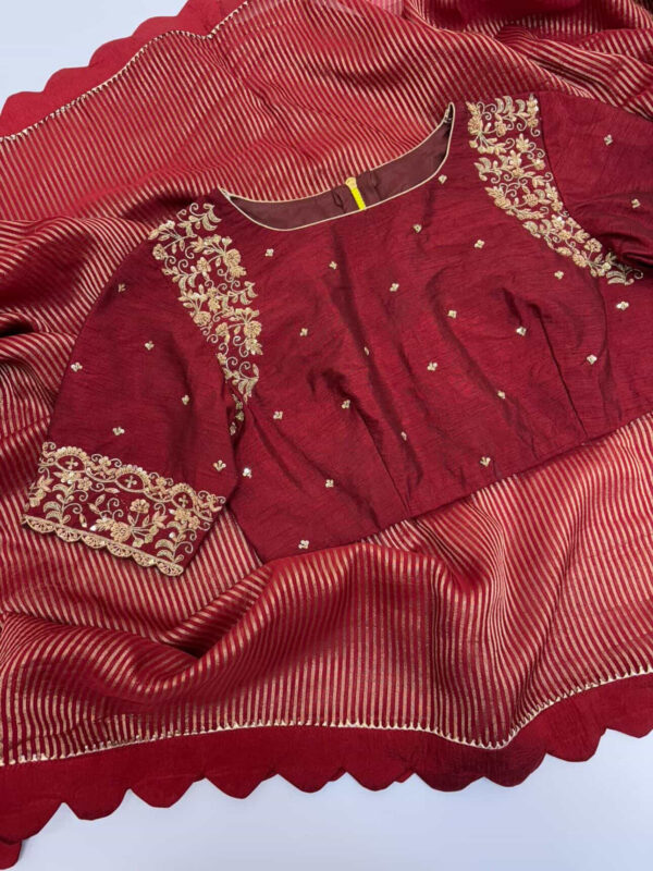 Pure tissue saree with scallop border paired with beautiful maggam work blouse