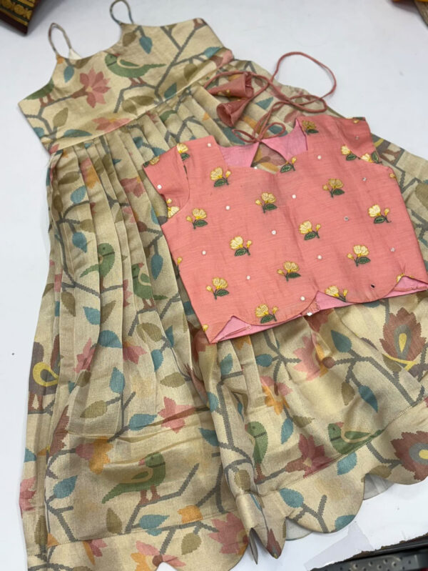 Exclusive designer jamdhani tissue kid dress with beautiful embroidery work over coat