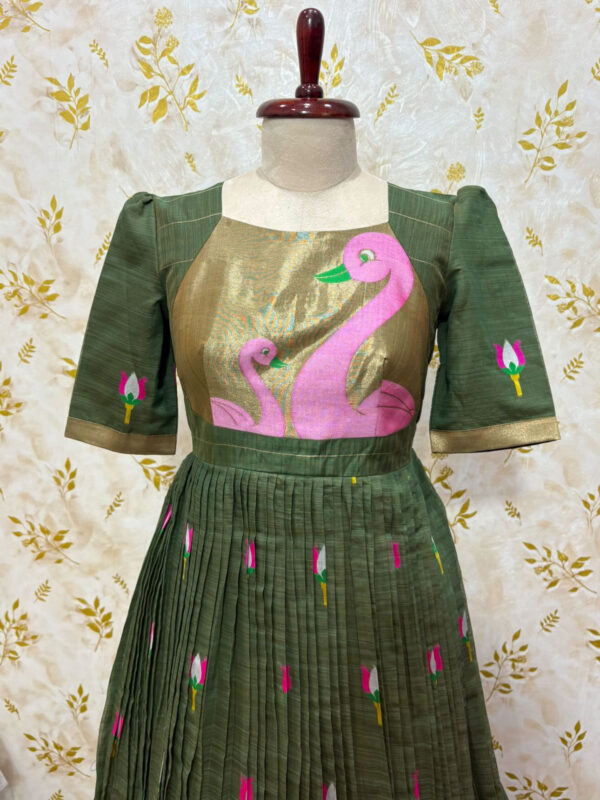 Lenin Jamdhani long gown
