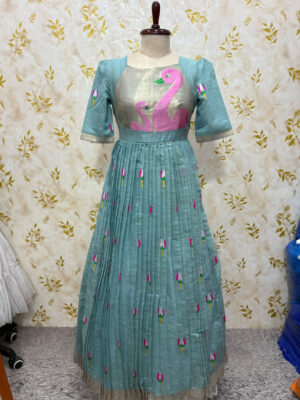 Lenin Jamdhani long gown