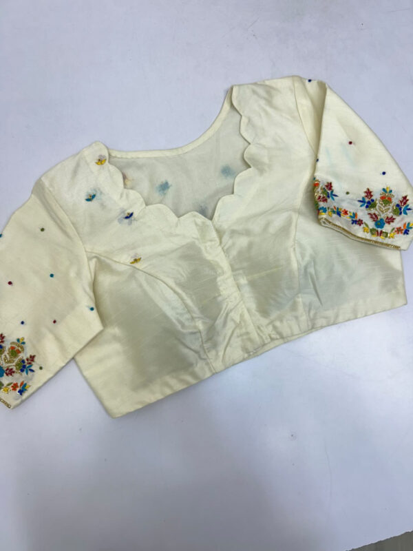 Beautiful maggam work blouse can be customised in any colour that you can choose from the colour palette below