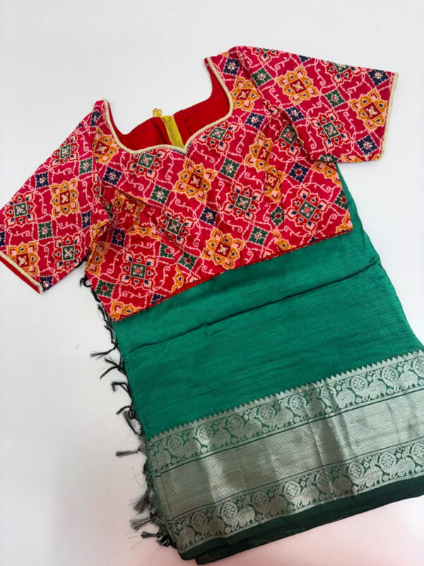 Most trending mangalgiri saree with patola blouse