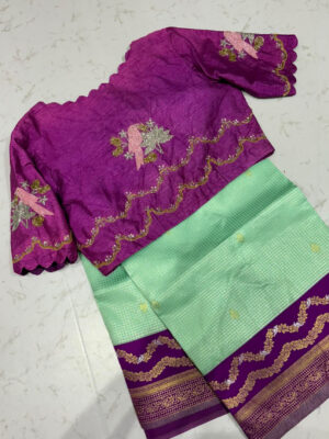 Vintage gadwal silk saree With blouse