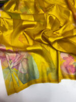 Flowy floral print saree
