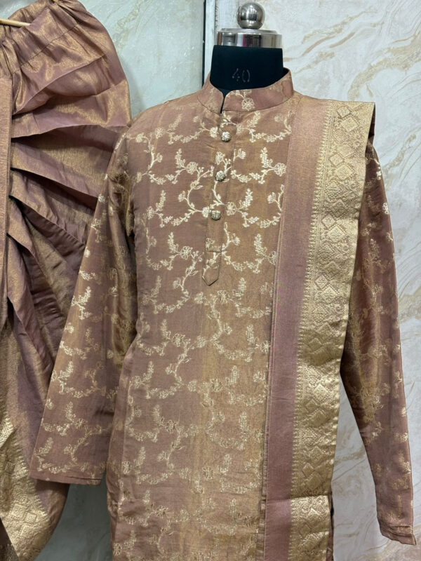 Tissue pattu kurta with dhoti and kanduva